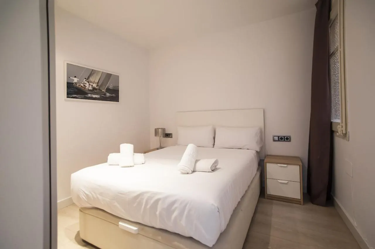 41Ara1029 Stunning & Renovated In Sagrada Familia Apartment Barcelona 0*,  Spain