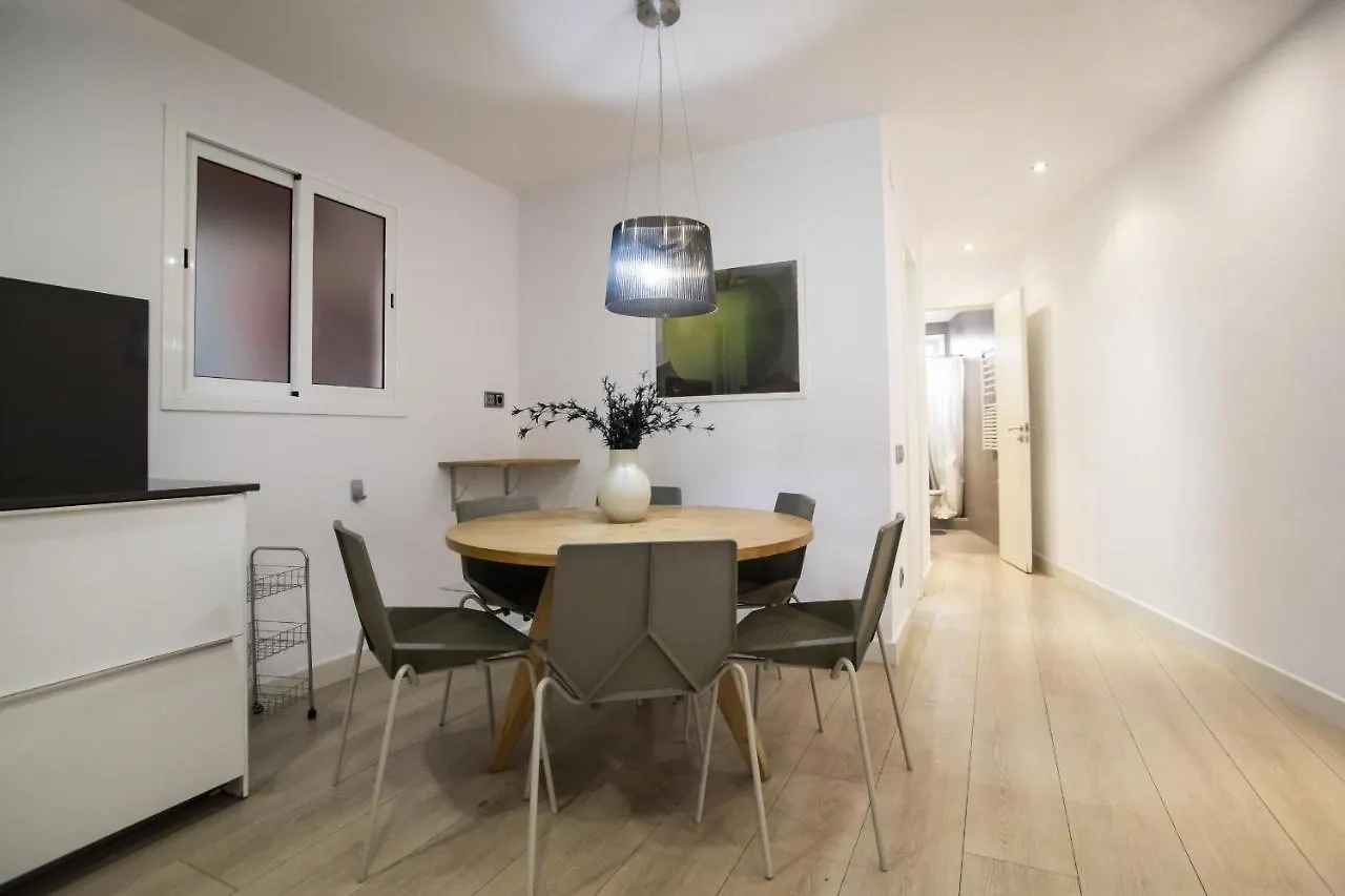 41Ara1029 Stunning & Renovated In Sagrada Familia Apartment Barcelona 0*,