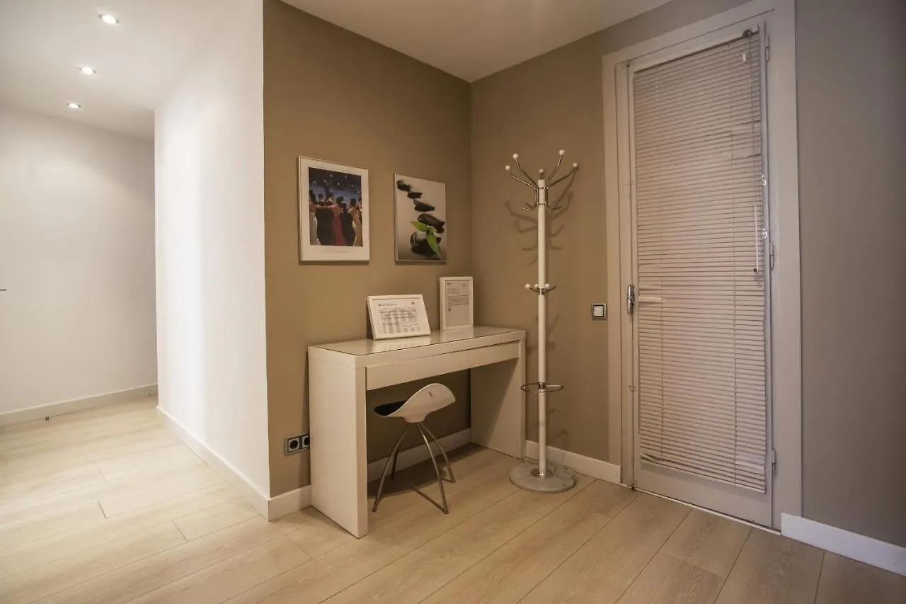 41Ara1029 Stunning & Renovated In Sagrada Familia Apartment Barcelona